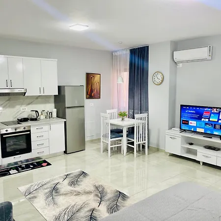 Albis Apartment 2 Tirana Exterior photo